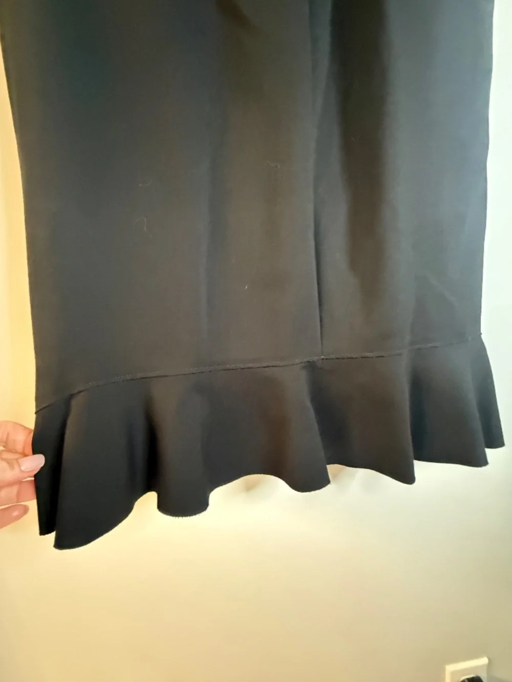 Elie Tahari Colorblock Sheath Dress | Size 6 | Royal Blue & Black
